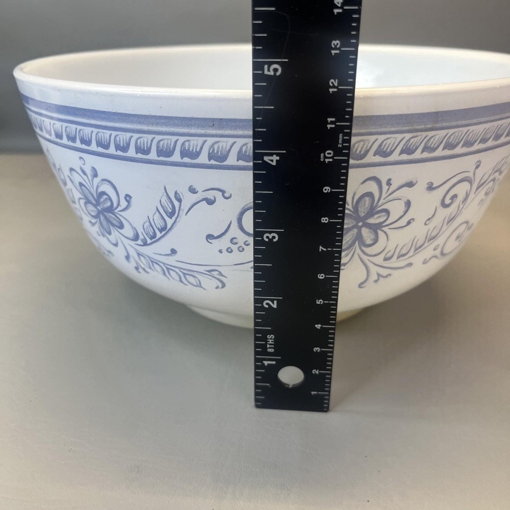 PYREX Brittany Blue 3 Qt Mixing Bowl 479-B 27 Floral Scroll USA Vintage 60s - Picture 7 of 10